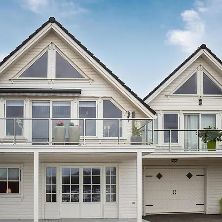 Gorgeous In With House Sea View