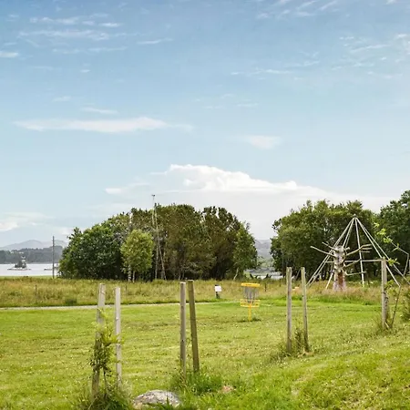 4 Bedroom Gorgeous In Casa vacanze *