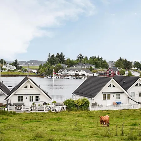 4 Bedroom Gorgeous In *